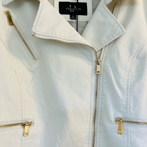 NEW vegan leather Moto jacket in vanilla. Perfect for a spring refresh! - Picture 6 of 8